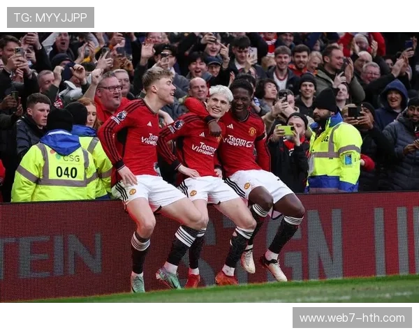 曼联高层热议梅努未来 或在冬季转会窗口迎来关键决定 曼联高层热议梅努未来 或在冬季转会窗口迎来关键决定