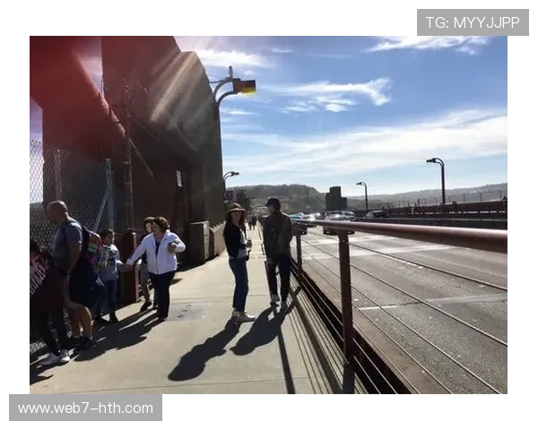 职业碗比赛在旧金山举行,湾区组委会同期举办科技商业主题创新峰会 职业碗比赛在旧金山举行,湾区组委会同期举办科技商业主题创新峰会